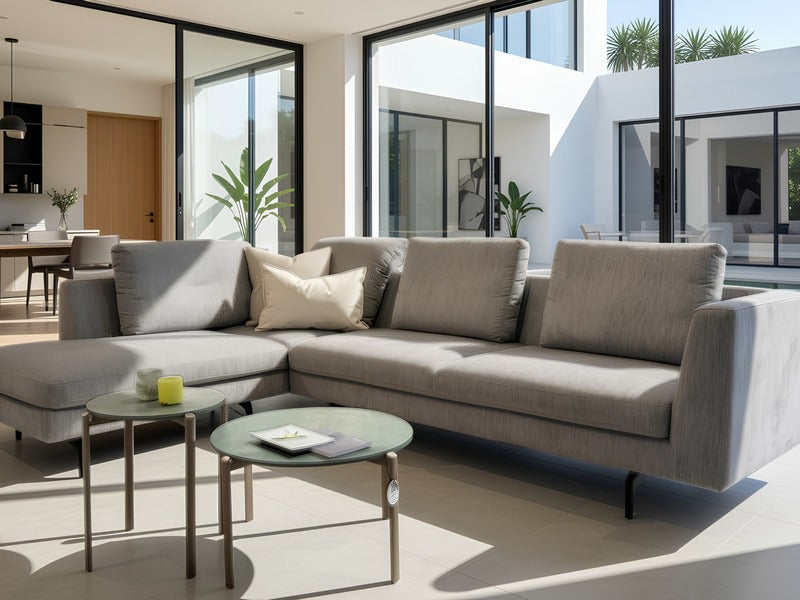 AUGUST showroommodel | Moome SHOWROOM SALE